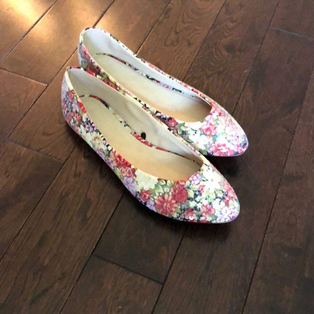 Floral flats